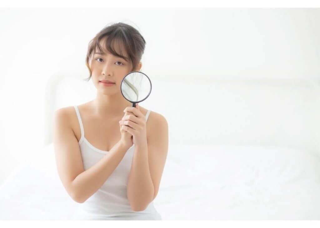シミ対策に、アルブチンほか2つの美白成分とフラバンジェノール配合薬用クリーム