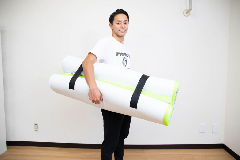 持ち運び簡単、直置きOK。アウトドアにも便利な厚さ5cmの体圧分散マットレス