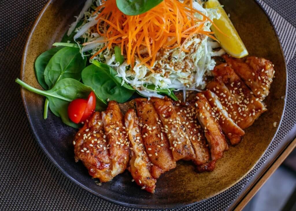 一日一食を無理なく習慣化する3つのヒントと楽しく快適に続ける3つのオプション